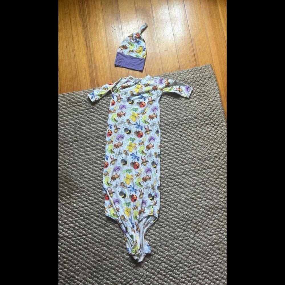 Adorable infant stretchy cotton nightgown with hat